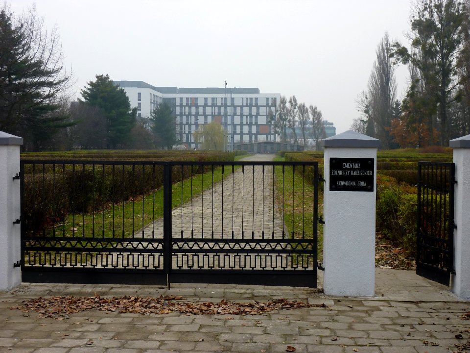Cmentarz Skowronia Góra