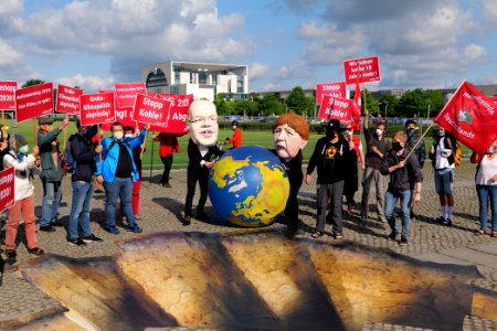Coal law protest at Platz der Republik 2020-07-03 Campact 08