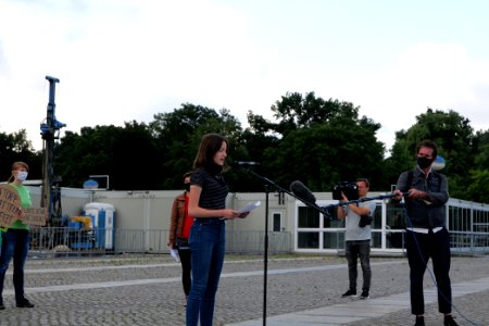 Coal law climate movement press conference at Platz der Republik 2020-07-03 04