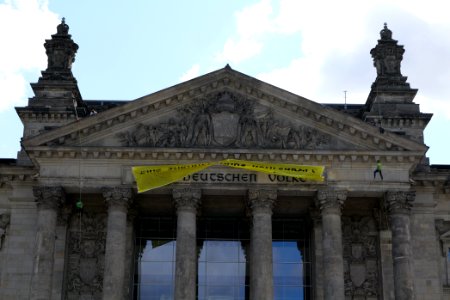 Coal law protest Greenpeace banner Reichstag Berlin 2020-07-03 13
