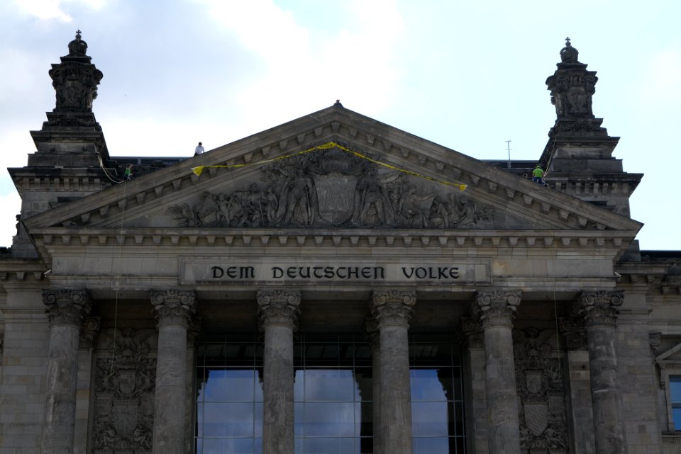 Coal law protest Greenpeace banner Reichstag Berlin 2020-07-03 04