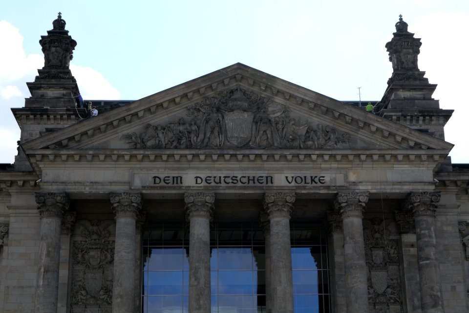 Coal law protest Greenpeace banner Reichstag Berlin 2020-07-03 01