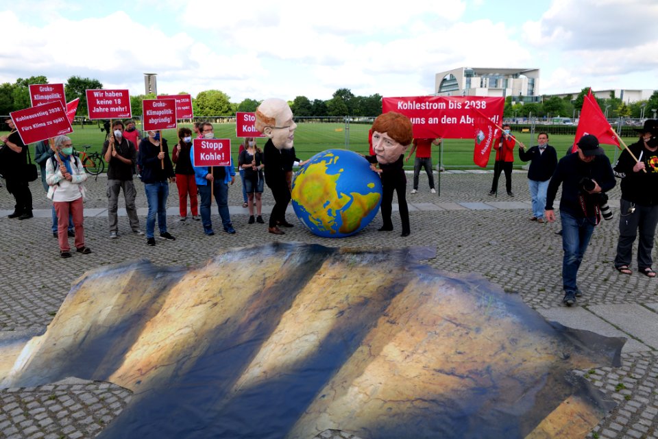 Coal law protest at Platz der Republik 2020-07-03 Campact 05
