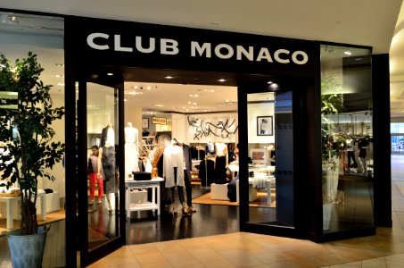 ClubMonacoFairview
