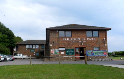 Clubhouse of Hollingbury Park Golf Course, Brighton (August 2013) (1)