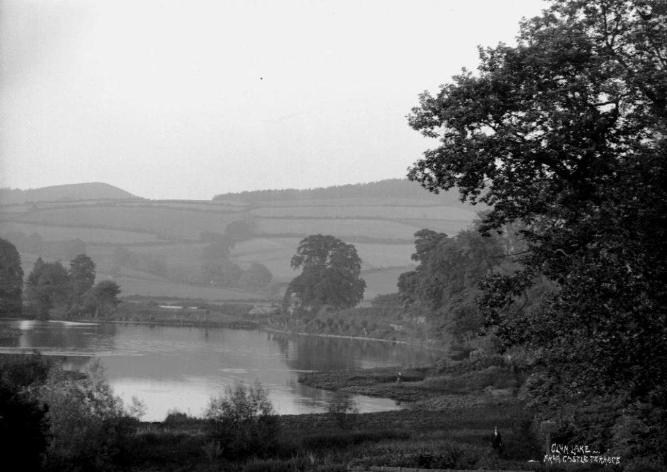 Clun lake from castle terrace (1293605)