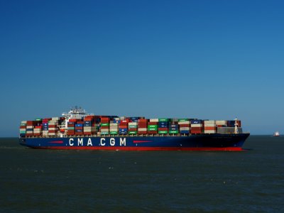 CMA CGM Otello (ship, 2005) IMO 9299628, Maasmond, Port of Rotterdam pic7