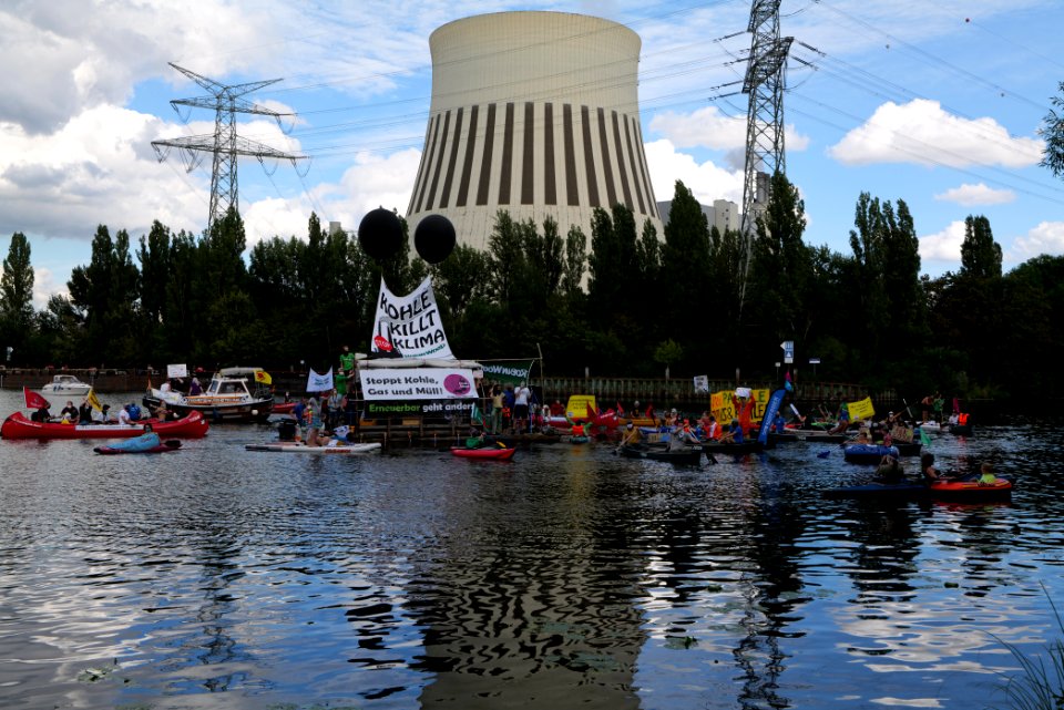 Coal and Boat demonstration 2020-08-29 231