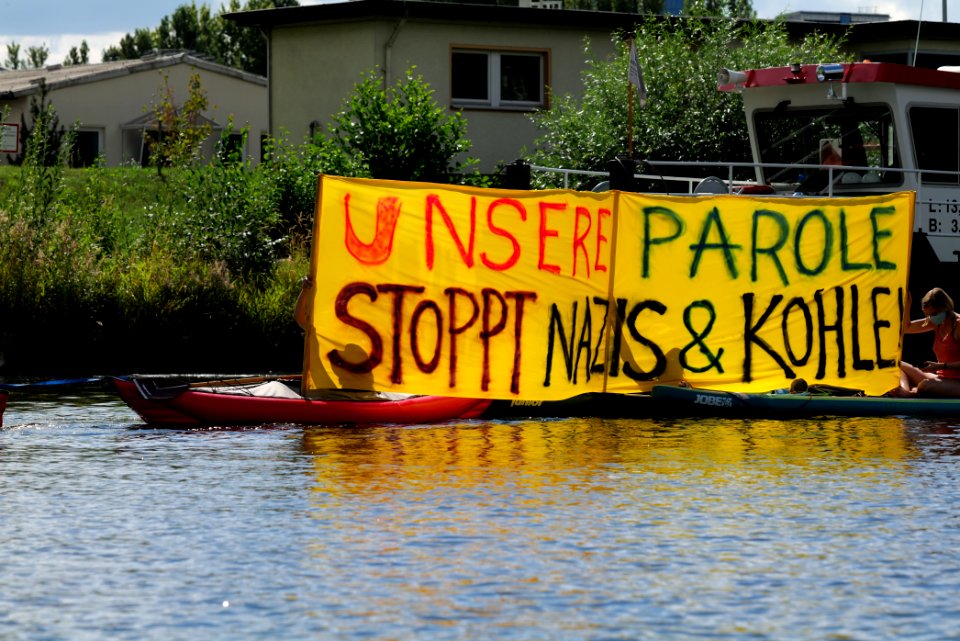 Coal and Boat demonstration 2020-08-29 181