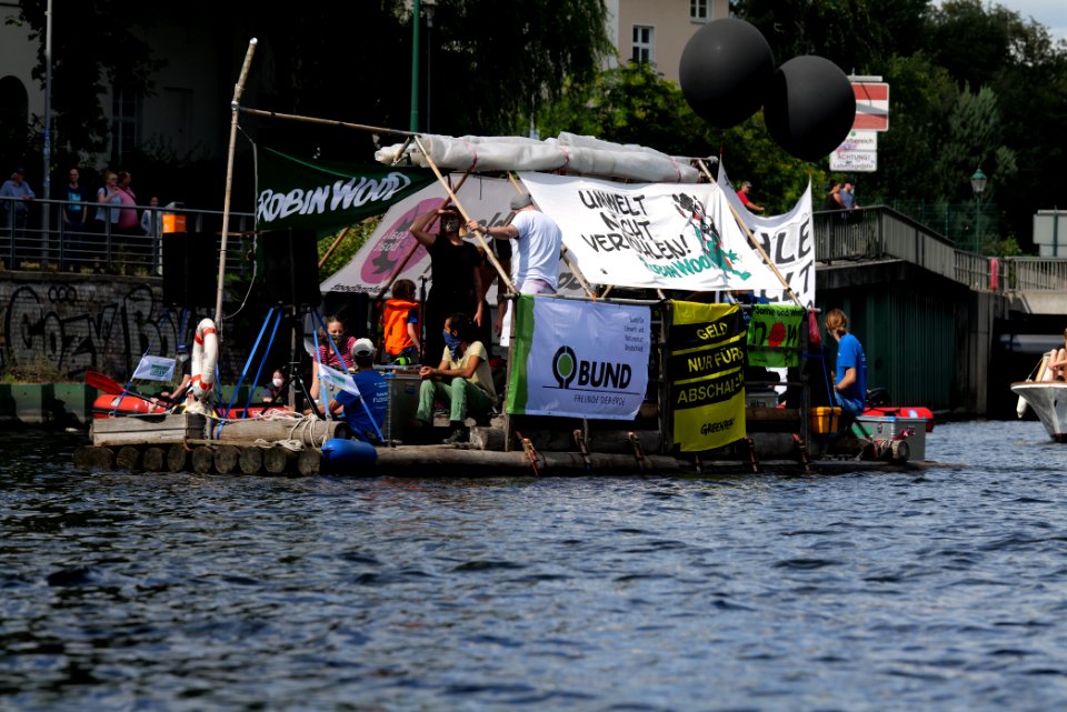 Coal and Boat demonstration 2020-08-29 145
