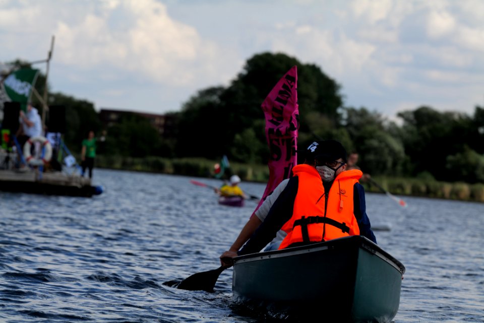 Coal and Boat demonstration 2020-08-29 89