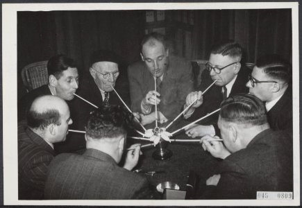 Clubs, pijprokers, Pijprokersclub, Bestanddeelnr 045-0809