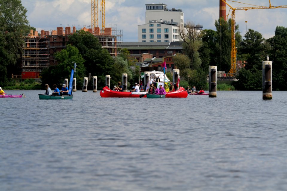 Coal and Boat demonstration 2020-08-29 60