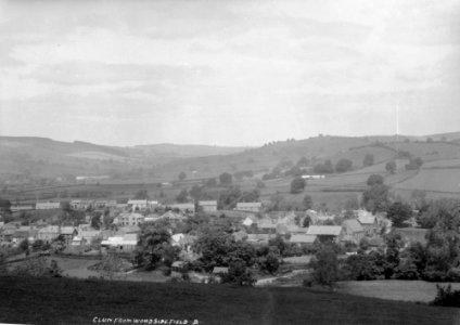 Clun from Woodside Field (1294852)