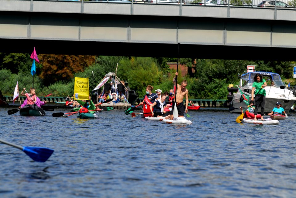 Coal and Boat demonstration 2020-08-29 146