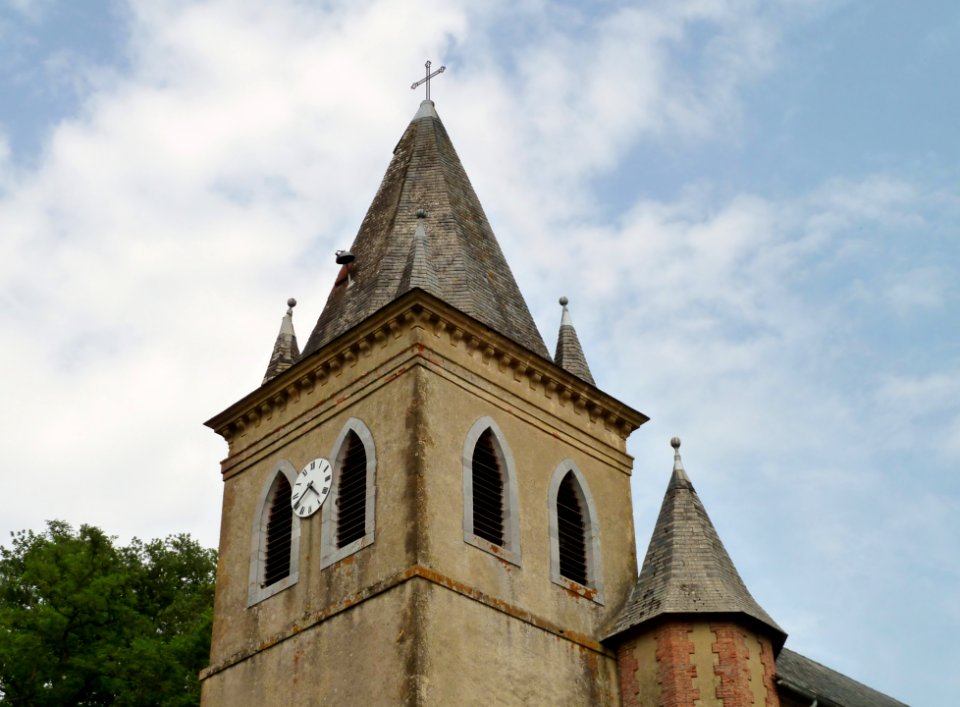 Clocher de l'église de Sombrun