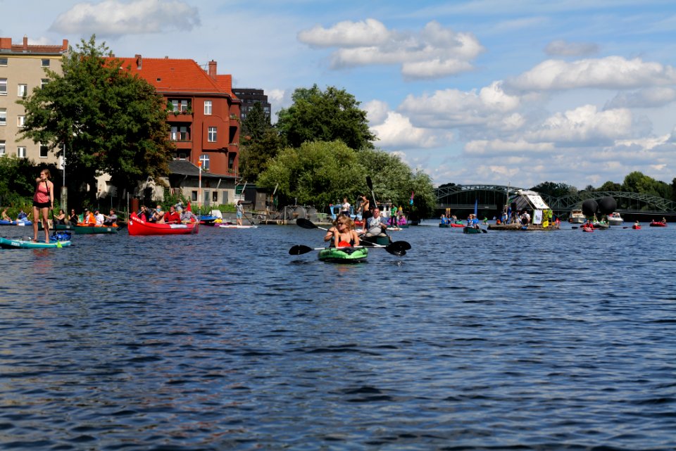 Coal and Boat demonstration 2020-08-29 107