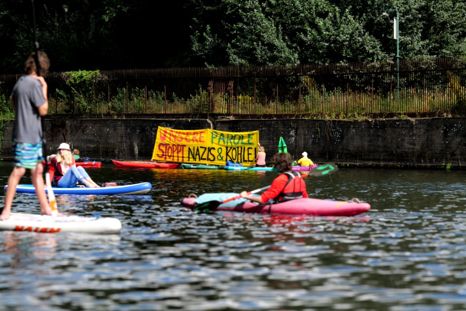 Coal and Boat demonstration 2020-08-29 162