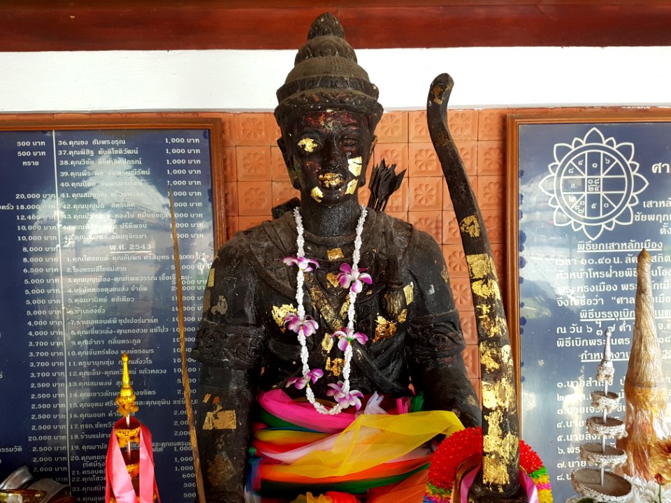 City pillar, Mae Sai - 2017-07-03 (005)