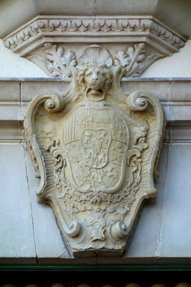 Coat of arms, Casa del Monte - Hearst Castle - DSC06653