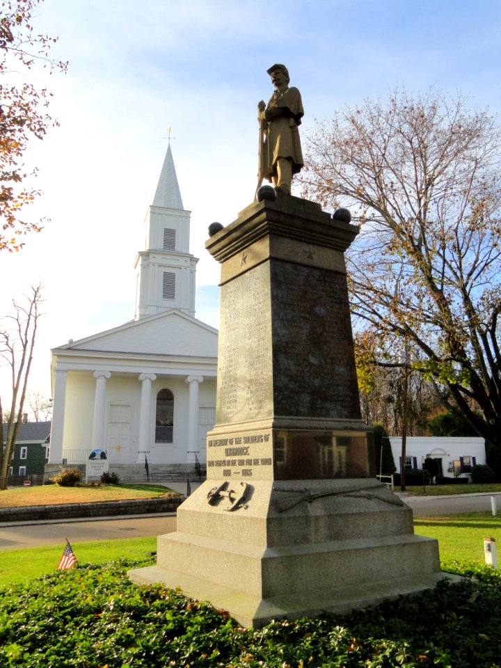 Civil War Memorial - Uxbridge, Massachusetts - DSC02828