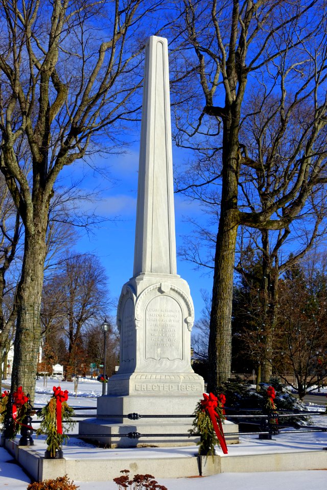 Civil War Monument - Shrewsbury, MA - DSC03895