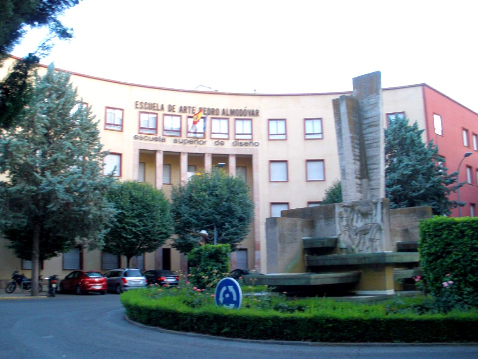 Ciudad Real - Escuela de Arte Pedro Almodóvar