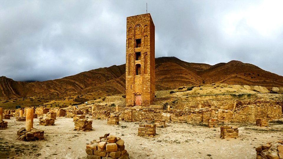 Citadelle des Beni Hammad قلعة بني حماد 12