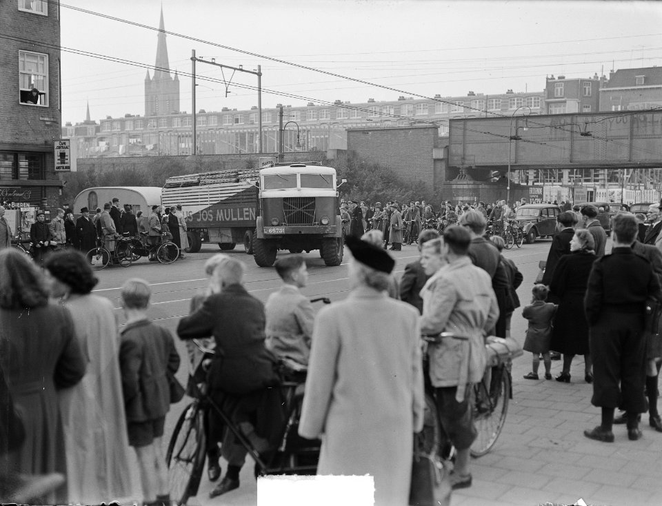 Circus Mullens in Amsterdam, Bestanddeelnr 904-2574