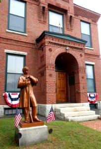 Civil War Memorial, Soldiers' Memorial Building - Lebanon, NH - DSC02599