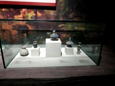 Clay pots, Neolithic Age, Yueyang Museum4