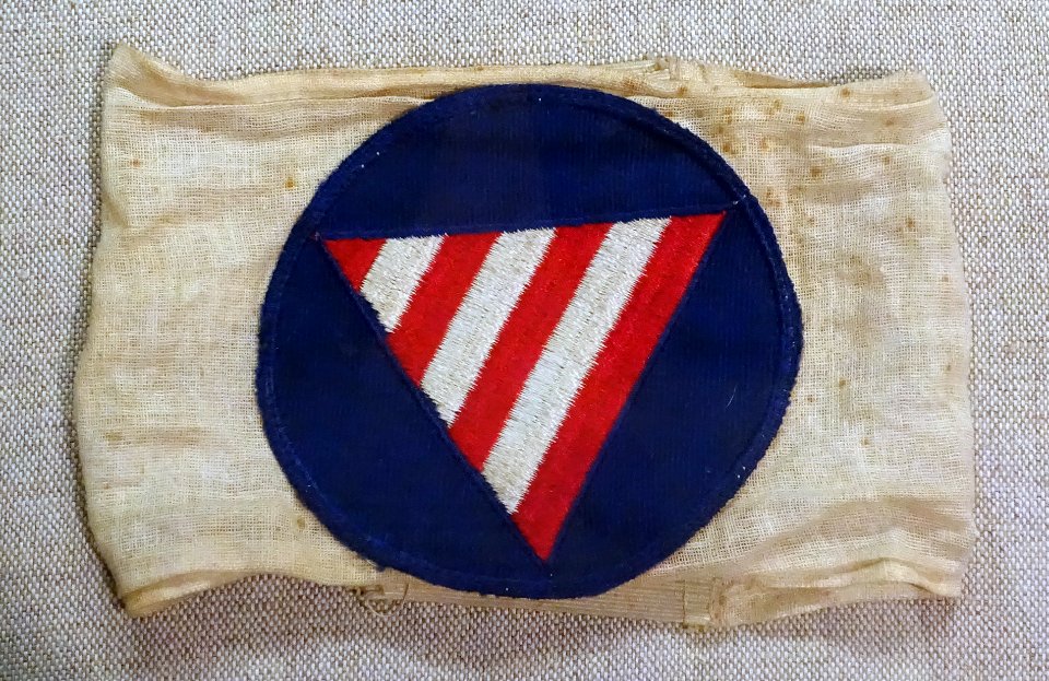Civil Defense armband, United States, 1940s, textile - Spurlock Museum, UIUC - DSC06112