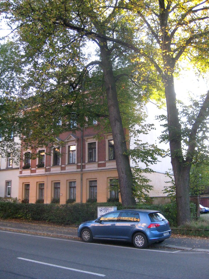 Clausstraße 28