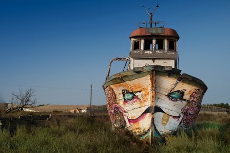 Old art graffiti