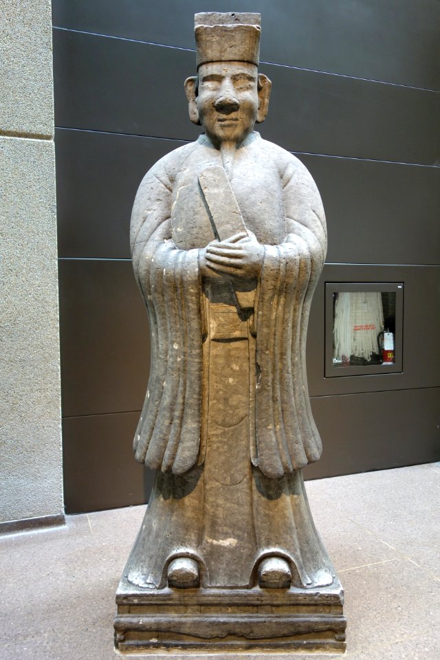 Civil official from the Zu family tombs, China, Yongtai Village near Beijing, Qing or late Ming dynasty, before 1656, limestone - Royal Ontario Museum - DSC03704