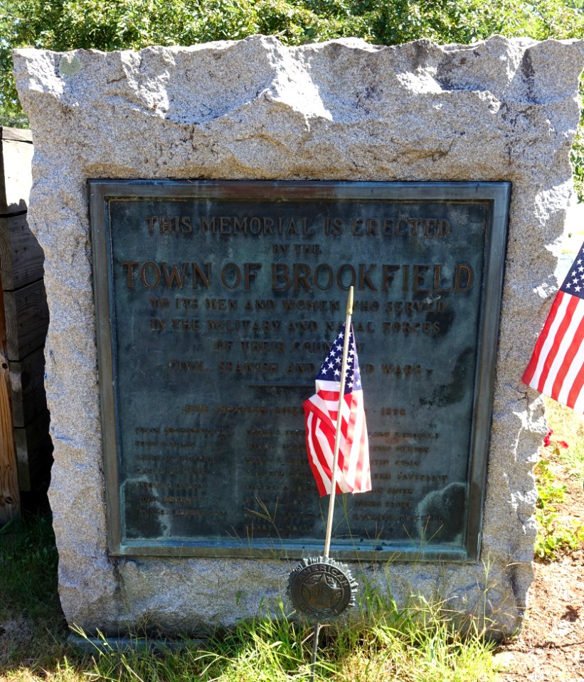 Civil War Memorial - Brookfield, Massachusetts - DSC02364