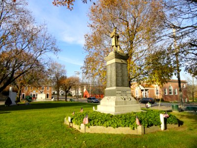 Civil War Memorial - Uxbridge, Massachusetts - DSC02818