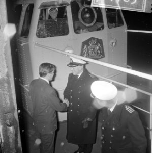 Claus bij de Marine, Bestanddeelnr 918-7785