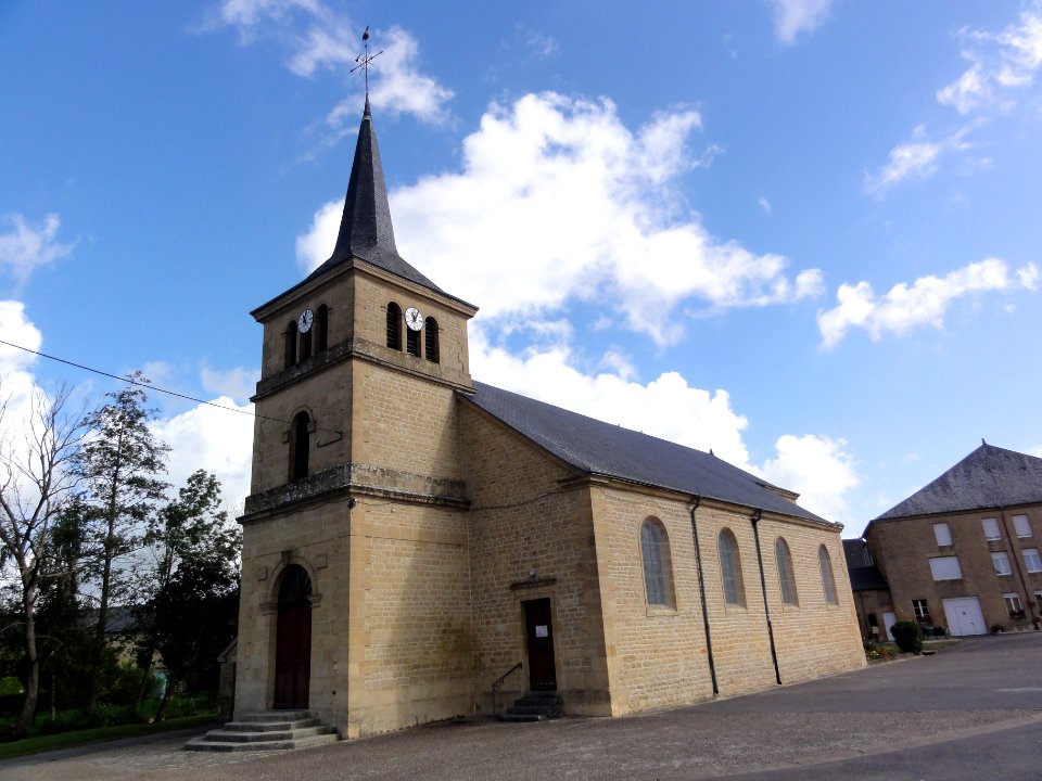 Clavy-Warby (Ardennes) église de Clavy, façade