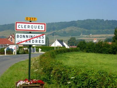 Clerques ~ Bonningues-lès-Ardres (Pas-de-Calais) city limit sign