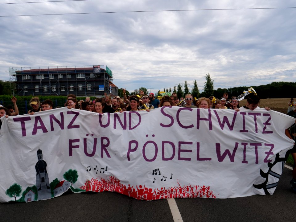 Climate Camp Pödelwitz 2019 Dance-Demonstration 96