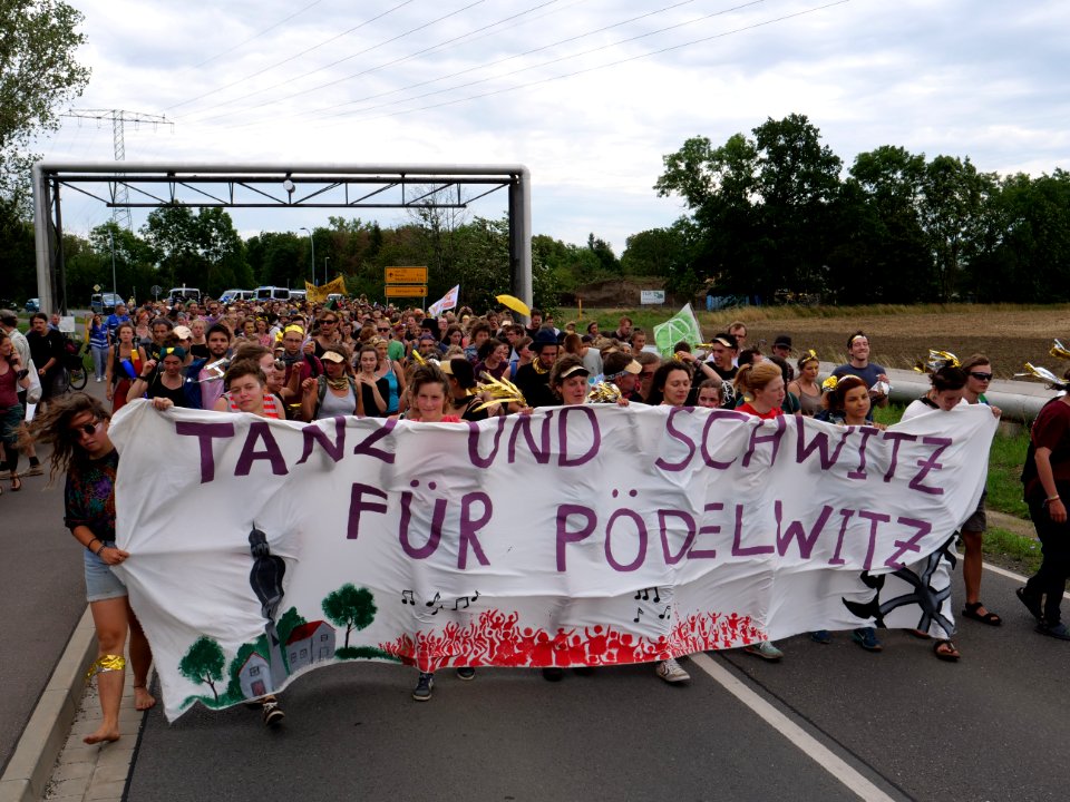 Climate Camp Pödelwitz 2019 Dance-Demonstration 93