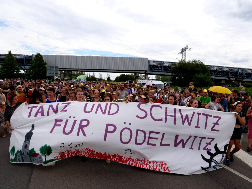 Climate Camp Pödelwitz 2019 Dance-Demonstration 144