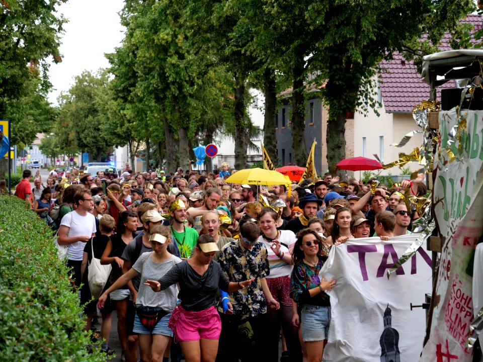 Climate Camp Pödelwitz 2019 Dance-Demonstration 28