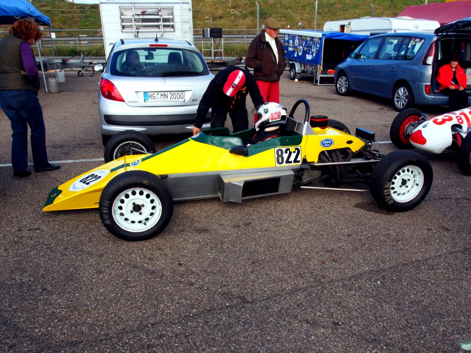 Classic Formula Ford Competition pic3