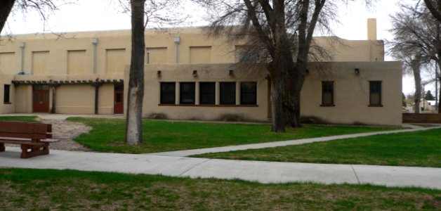 Clayton NM school Huff Gymnasium from courtyard 1