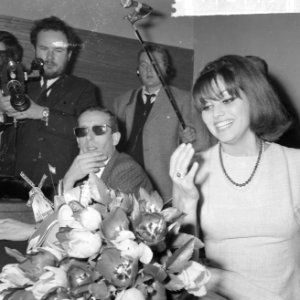 Claudia Cardinale op Schiphol, Bestanddeelnr 917-2475