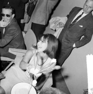 Claudia Cardinale op Schiphol, Bestanddeelnr 917-2473