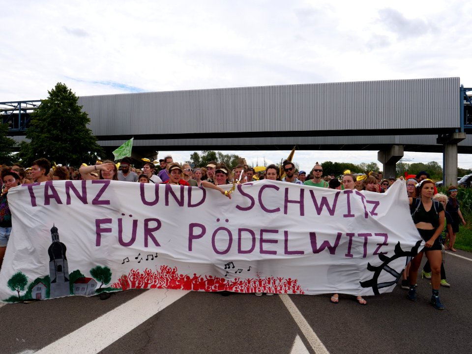 Climate Camp Pödelwitz 2019 Dance-Demonstration 137