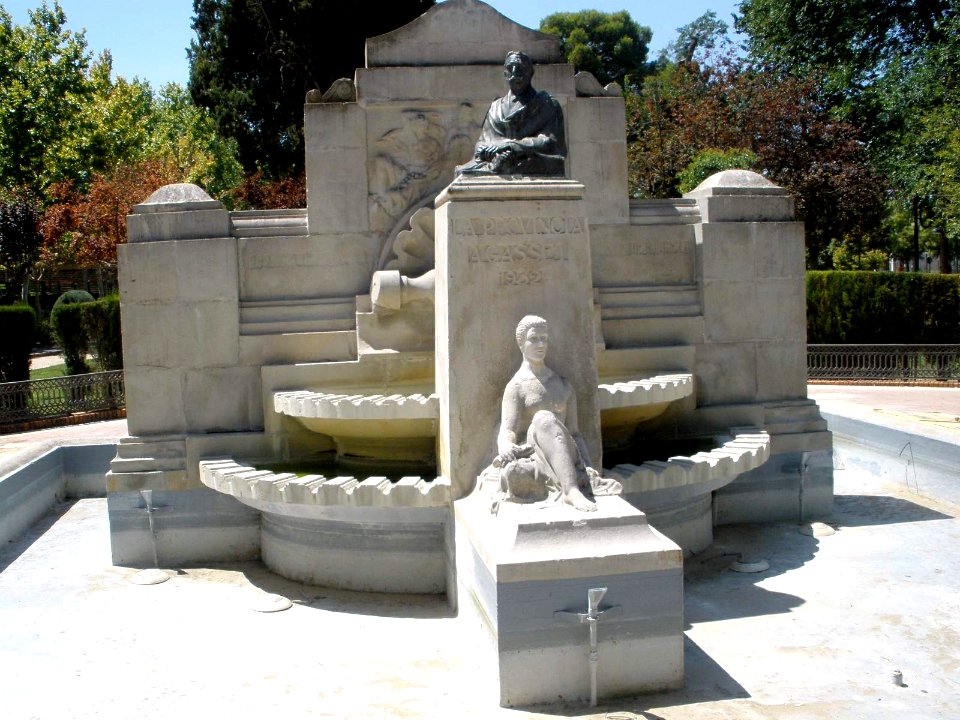 Ciudad Real - Parque Gasset, monumento a Rafael Gasset 1